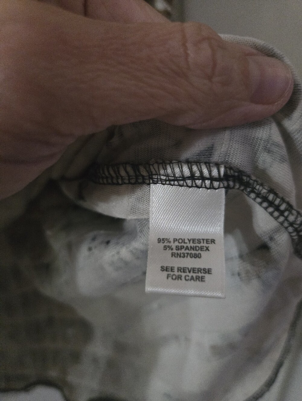 18/20w Cato stretchy blouse - Picture 3 of 4